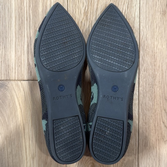 Rothy’s - Picture 3 of 7